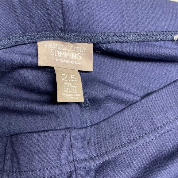 Fabulously Slimming by Chico's Womens Blue Pull On Cropped Pants Size 2.5 US L - Picture 3 of 10